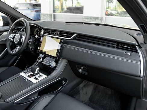 New 2026 Jaguar F-PACE R-Dynamic S image 29