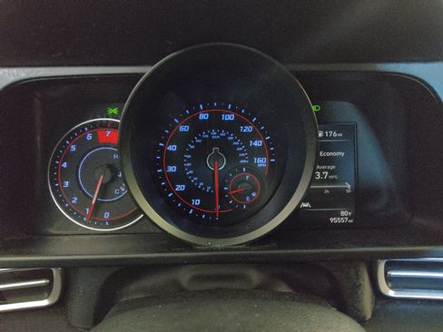 Used 2021 Hyundai Elantra SEL FWD image 23