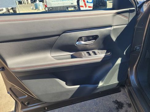 New 2026 Nissan Kicks SR FWD image 8