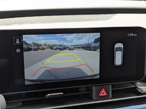 Certified 2025 Kia Carnival image 23