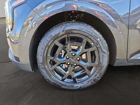 New 2026 Kia Carnival SX w/ SX Dark Edition Package FWD image 14