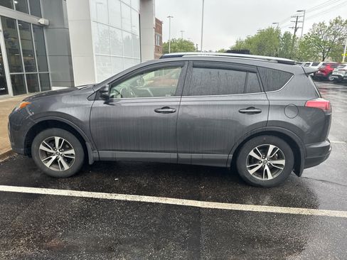 Used 2017 Toyota RAV4 XLE w/ All Weather Liner Package image 4