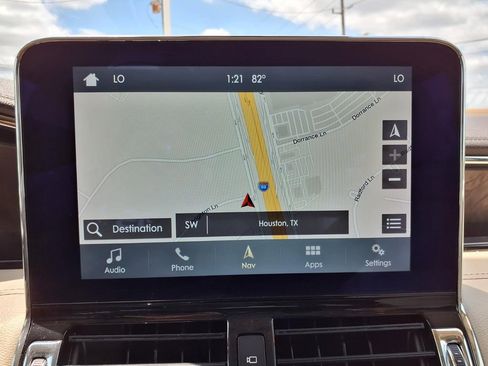 Used 2019 Lincoln Navigator Reserve AWD/4WD image 10