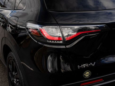 Used 2023 Honda HR-V Sport image 37