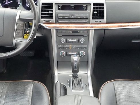 Used 2012 Lincoln MKZ image 30