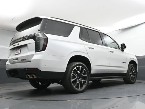 Used 2025 Chevrolet Tahoe RST w/ Comfort Package AWD/4WD image 27
