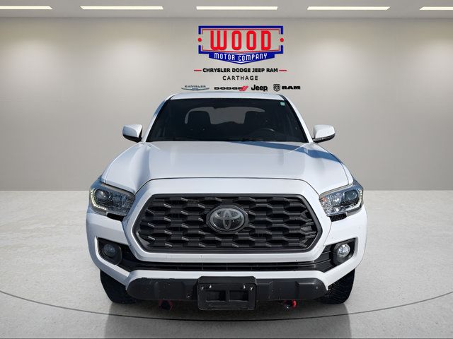 Used 2020 Toyota Tacoma TRD Off-Road w/ TRD Premium Off Road Package AWD/4WD image 7