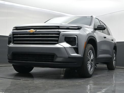 New 2026 Chevrolet Traverse LT w/ Driver Confidence Package FWD image 42