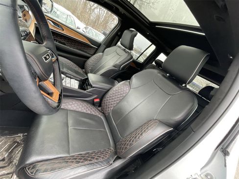 Used 2023 Jeep Grand Cherokee Summit image 14