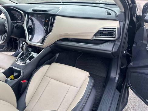 Used 2025 Subaru Outback Limited XT AWD/4WD image 14