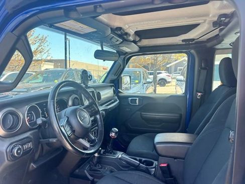 Used 2020 Jeep Wrangler Sport AWD/4WD image 9