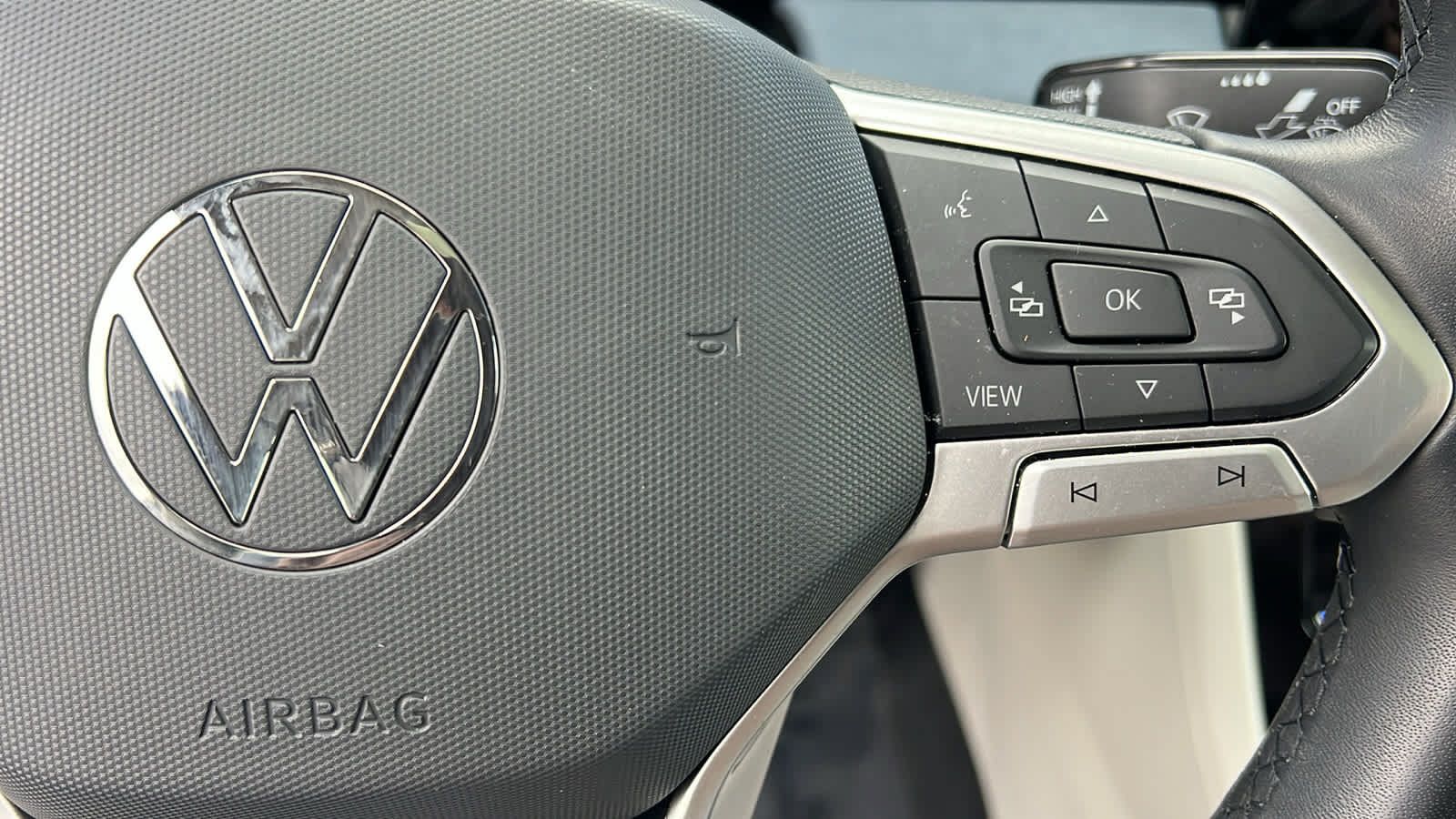 Used 2026 Volkswagen Jetta SE FWD image 20