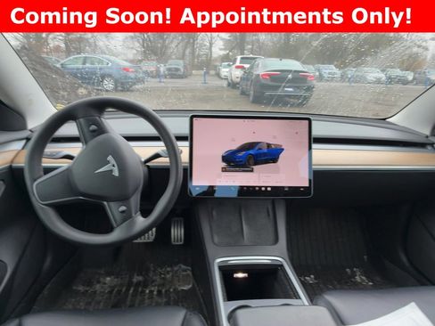 Used 2022 Tesla Model 3 Performance image 6
