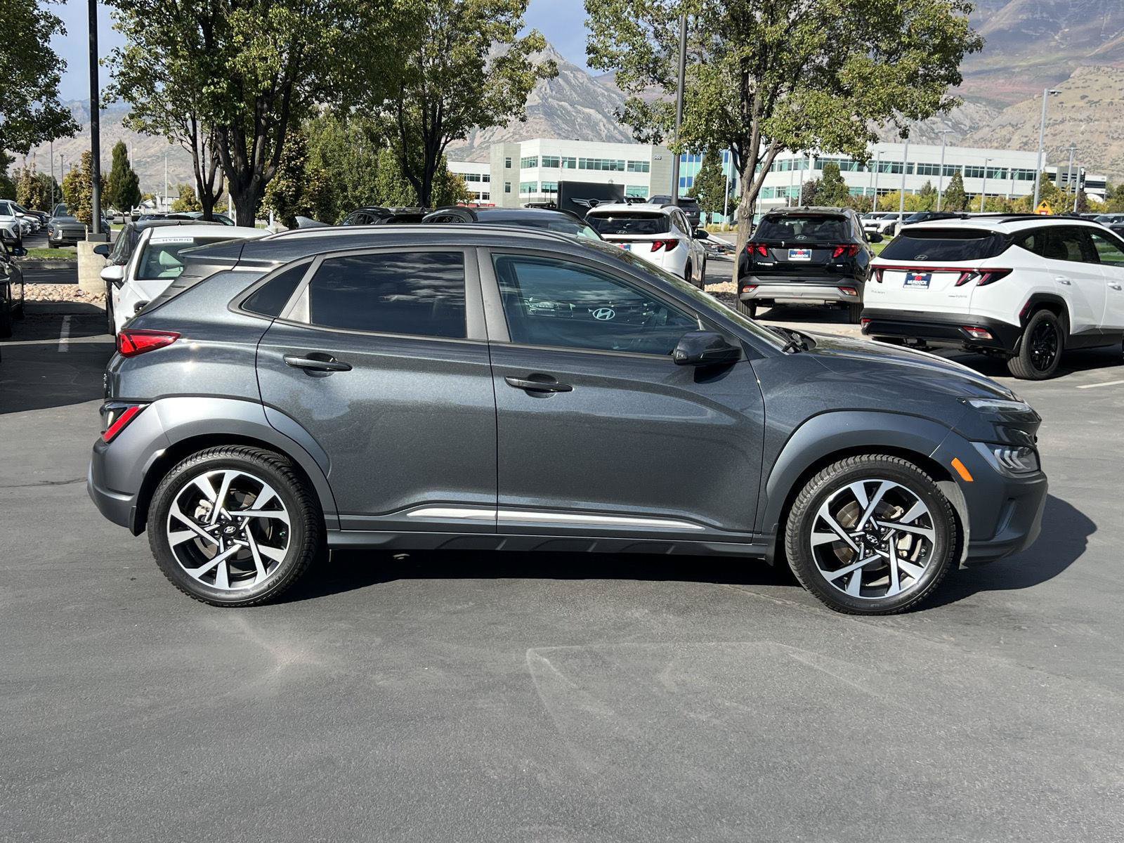 Used 2022 Hyundai Kona Limited w/ Cargo Package AWD/4WD image 13