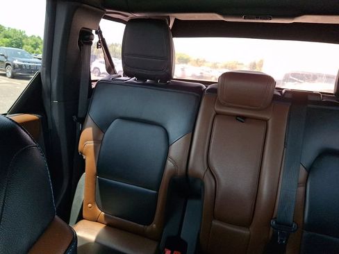Used 2022 Ford Bronco Outer Banks AWD/4WD image 19