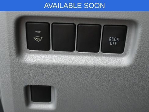 Used 2011 Toyota 4Runner SR5 w/ Premium Pkg w/Leather AWD/4WD image 15