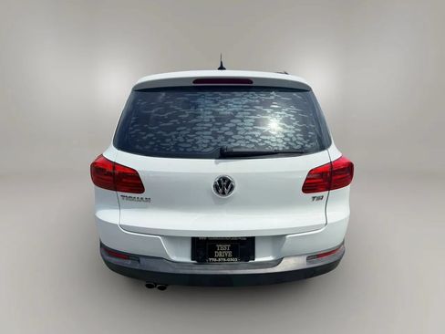 Used 2017 Volkswagen Tiguan S FWD image 10