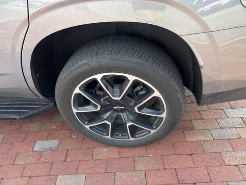 Used 2023 Chevrolet Tahoe RST w/ Luxury Package image 6