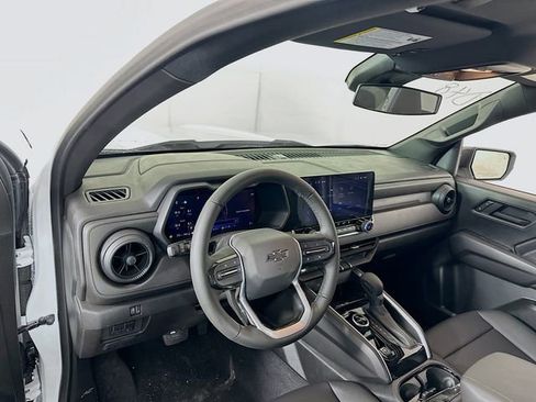 New 2025 Chevrolet Colorado Trail Boss w/ Off-Road Front Bumper Package image 9