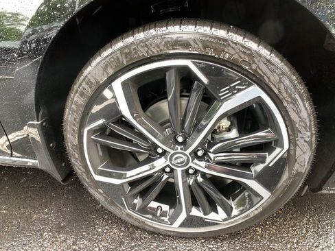 New 2026 Nissan Altima 2.5 SR AWD/4WD image 11