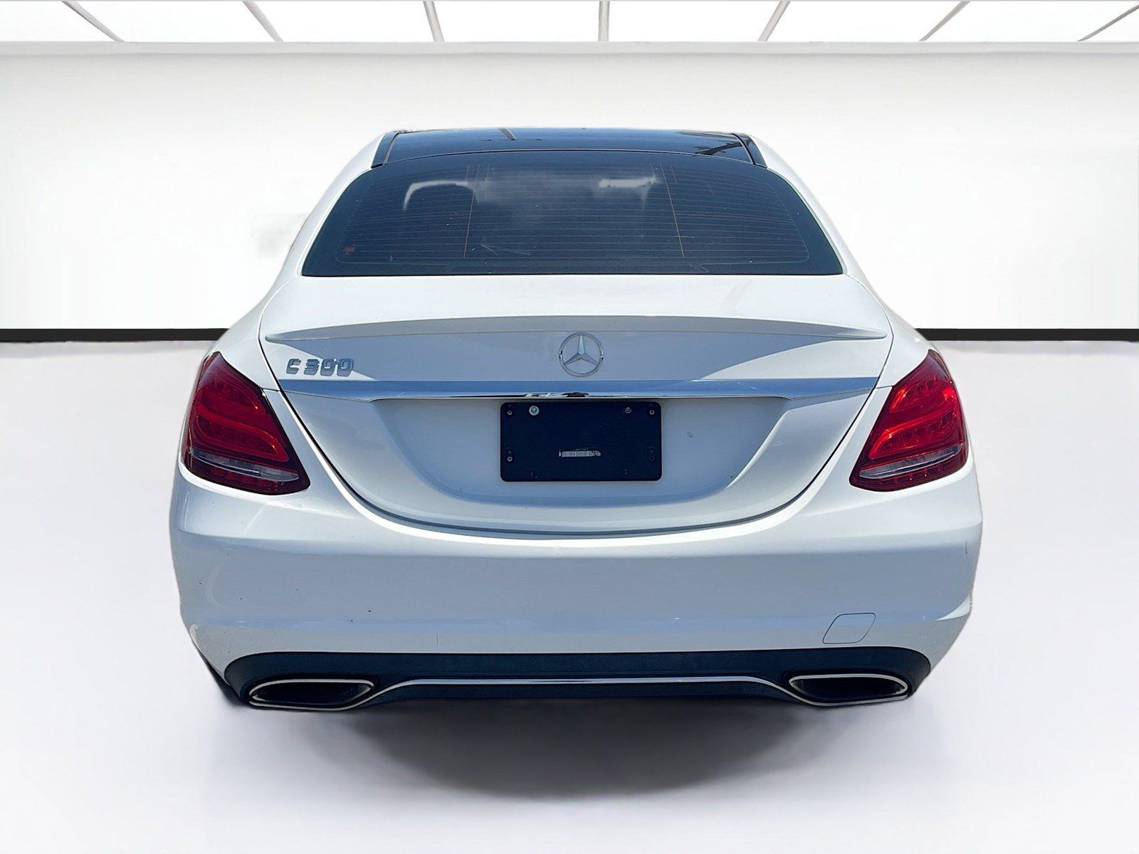 Used 2018 Mercedes-Benz C 300 Sedan w/ Premium Package image 5