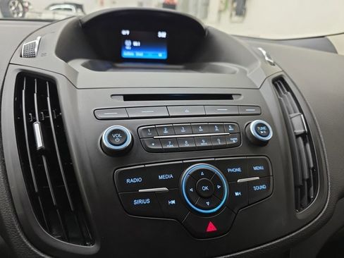 Used 2018 Ford Escape SE AWD/4WD image 16