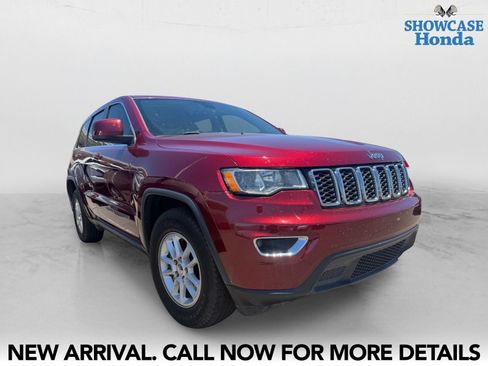 Used 2018 Jeep Grand Cherokee Laredo RWD image 6