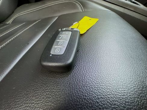 Used 2019 Ford Escape SEL FWD image 35