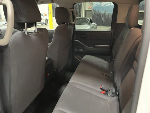 Used 2025 Nissan Frontier S w/ S Utility Package AWD/4WD image 14