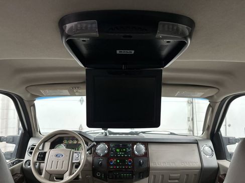 Used 2008 Ford F550 4x4 Crew Cab Super Duty image 26