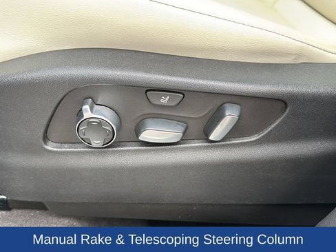 Certified 2023 Cadillac XT4 Sport FWD image 21