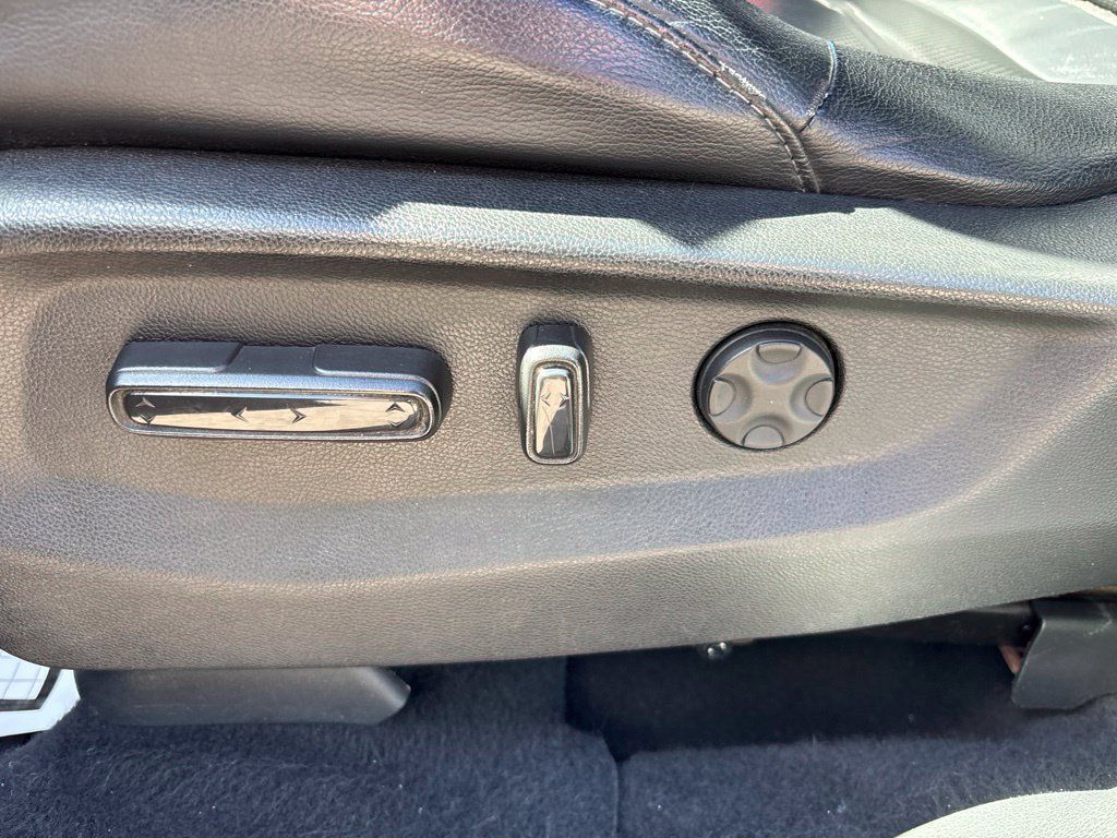 Used 2017 Honda CR-V EX-L image 19