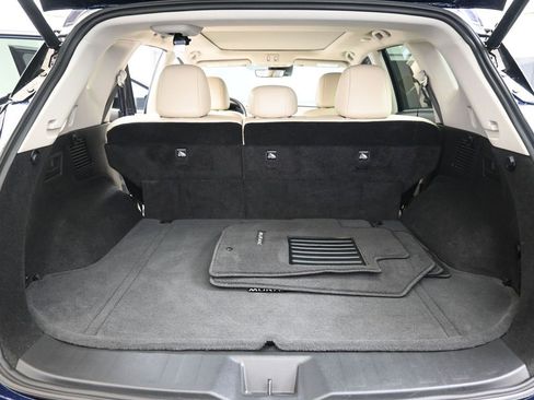 Used 2024 Nissan Murano SL image 17