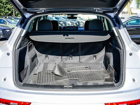 Used 2023 Audi Q5 2.0T Premium w/ Convenience Package image 27