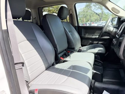 Used 2022 RAM 1500 Tradesman w/ Chrome Appearance Group AWD/4WD image 18