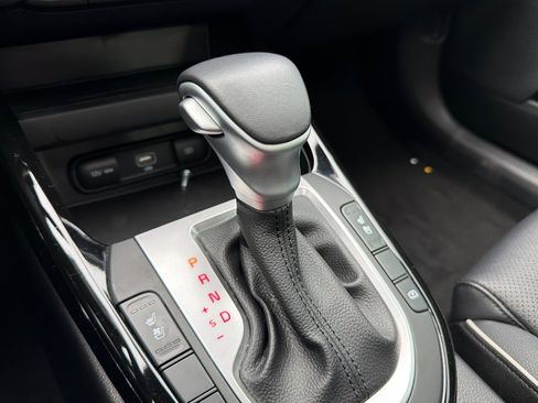 Used 2024 Kia Forte GT-Line w/ GT-Line Premium Package image 21