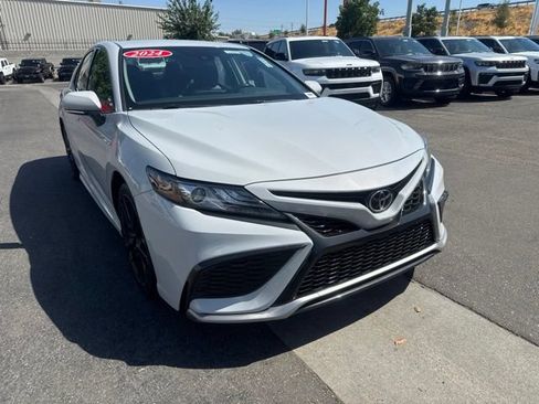 Used 2024 Toyota Camry XSE FWD image 8