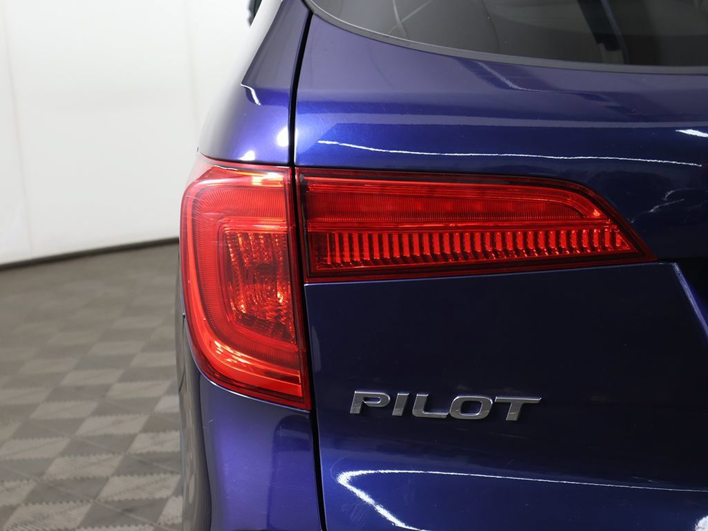 Used 2017 Honda Pilot EX-L image 14
