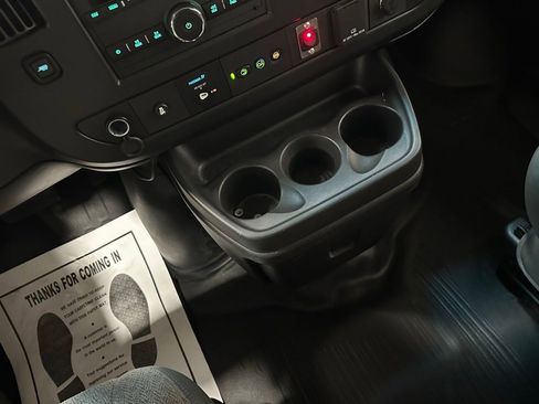 Used 2022 Chevrolet Express 3500 Work Van w/ Power Convenience Package image 29