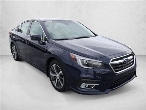 Used 2018 Subaru Legacy 2.5i Limited AWD/4WD image 3