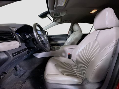 Used 2021 Toyota Camry SE image 21