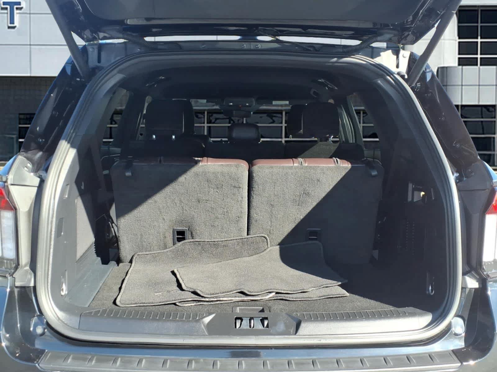 Used 2026 Ford Explorer Platinum AWD/4WD image 6