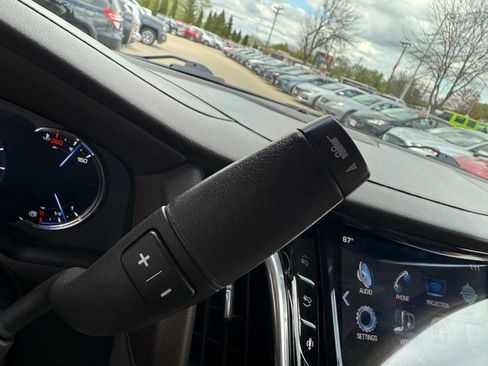 Used 2016 Cadillac Escalade ESV Premium AWD/4WD image 29