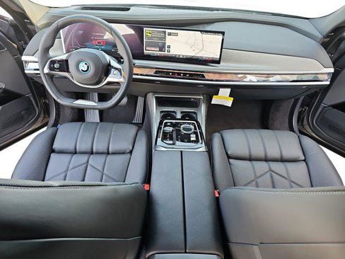 New 2025 BMW i7 eDrive50 image 9