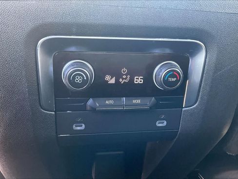 Used 2024 Chevrolet Tahoe LT RWD image 30