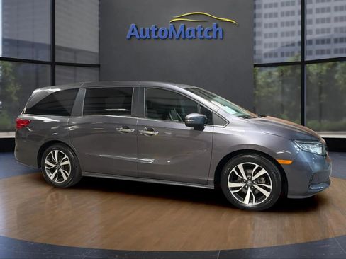 Used 2024 Honda Odyssey Touring image 13