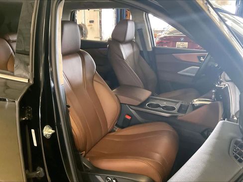 Used 2025 Acura MDX FWD w/ Technology Package image 8