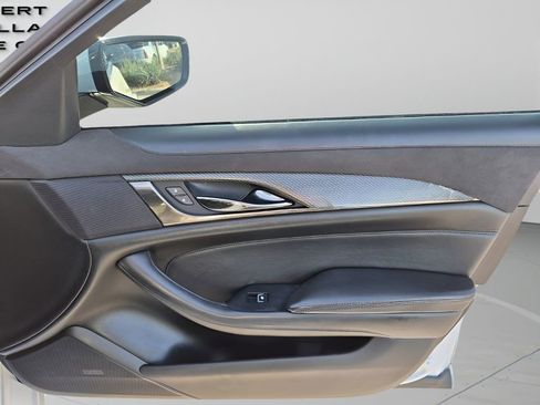 Used 2018 Cadillac CTS V w/ Luxury Package image 13