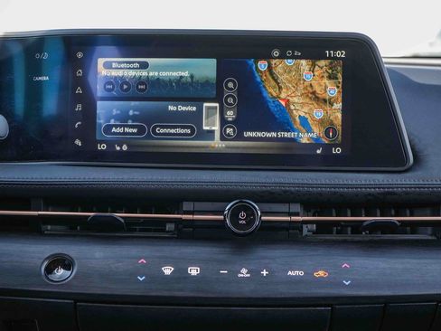 Used 2025 Nissan Ariya AWD image 14