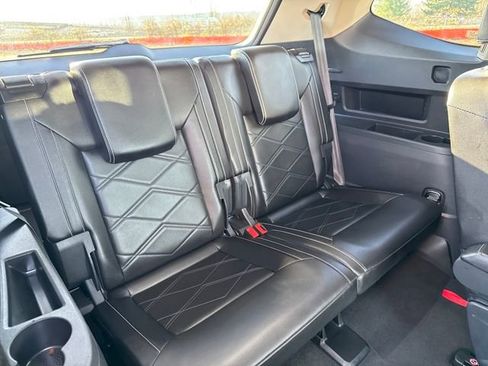 Used 2024 Volkswagen Atlas SE image 12